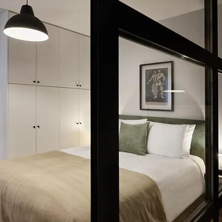 Sunny And Comfy 2bd In Kolonaki Apartment *