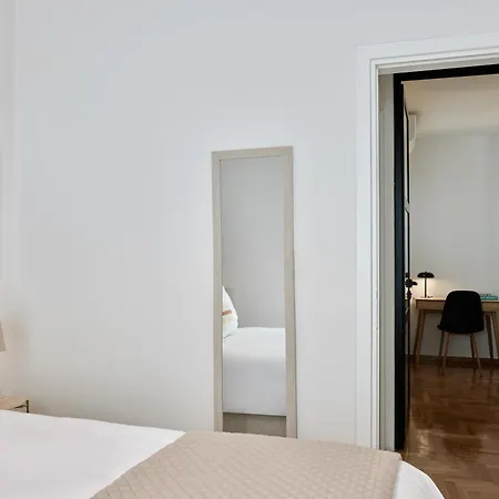Apartment Sunny And Comfy 2bd In Kolonaki